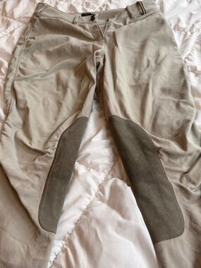 Women’s Riding Breeches in Light Taupe - Unbranded
